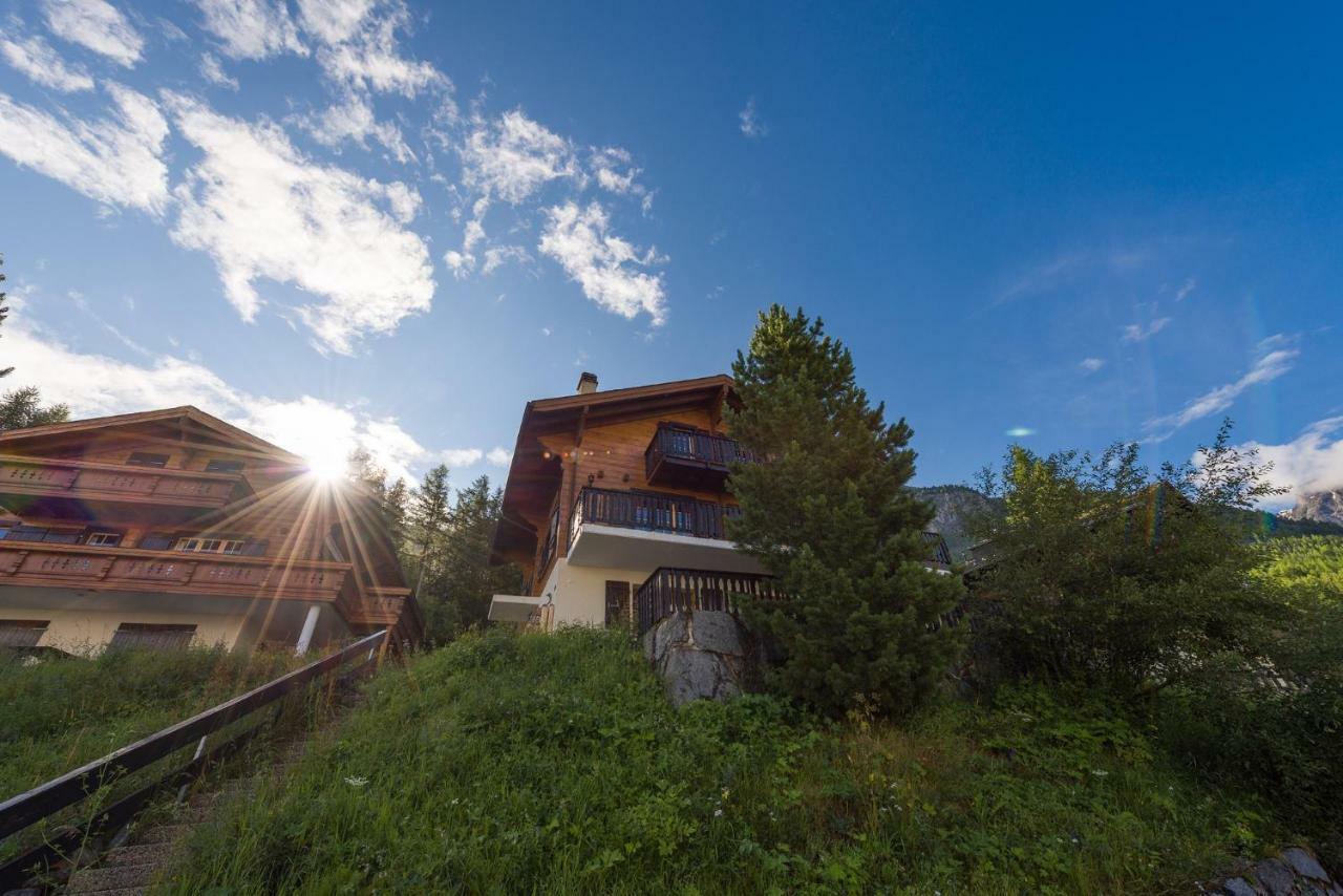 apartment SCHINKENHEIM bei fuchs&hase Grächen Exterior foto